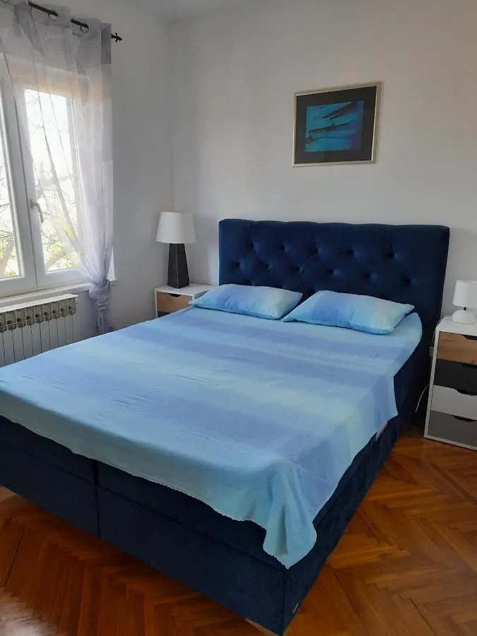 Hill Apartment Labin